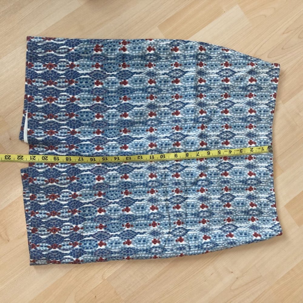 Pattern Pencil Skirt - Picture 5 of 6